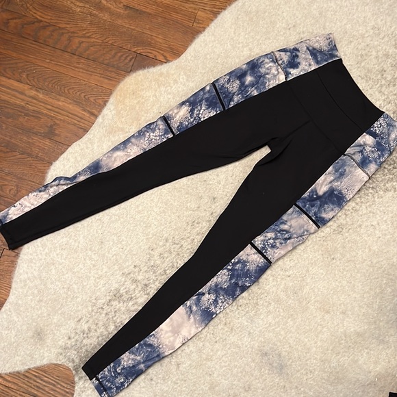 Karma Athletics Tie Dye Mesh Panel Workout Leggings - Picture 2 of 6